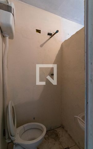 Casa à venda com 150m², 6 quartos e sem vagaCasa 02 - Banheiro