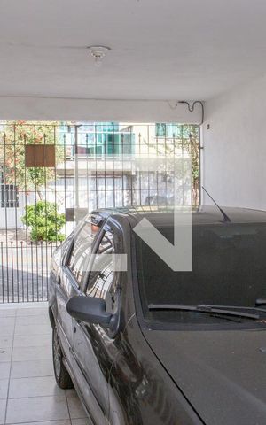 Casa à venda com 480m², 8 quartos e 1 vaga Casa à venda com 480m², 8 quartos e 1 vagaGaragem