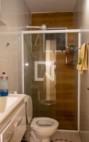 Casa à venda com 480m², 8 quartos e 1 vaga Casa à venda com 480m², 8 quartos e 1 vagaBanheiro