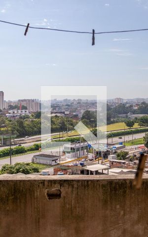 Casa à venda com 480m², 8 quartos e 1 vaga Casa à venda com 480m², 8 quartos e 1 vagaVista