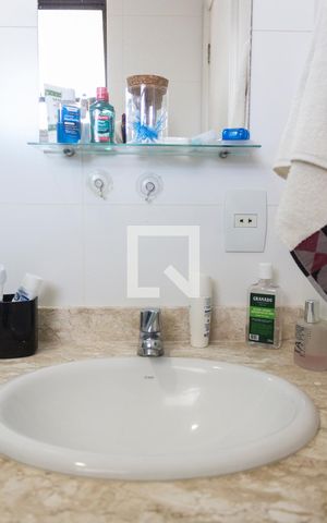 Apartamento à venda com 140m², 4 quartos e 2 vagasBanheiro da Suíte 2