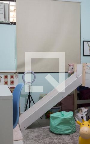 Apartamento à venda com 140m², 4 quartos e 2 vagasQuarto