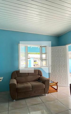 Casa à venda com 136m², 3 quartos e 2 vagasSala