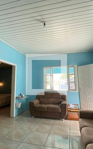 Casa à venda com 136m², 3 quartos e 2 vagasSala
