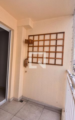Apartamento à venda com 65m², 2 quartos e 1 vaga Apartamento à venda com 65m², 2 quartos e 1 vagaVaranda