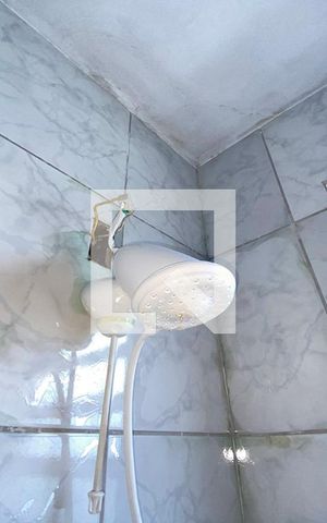 Apartamento à venda com 157m², 3 quartos e 2 vagasChuveiro do Banheiro de Serviço