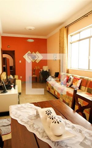 Casa à venda com 200m², 5 quartos e 2 vagasSala