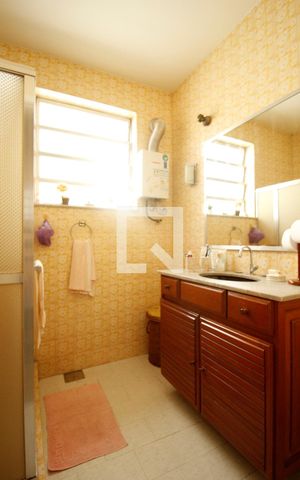 Casa à venda com 200m², 5 quartos e 2 vagasBanheiro Social