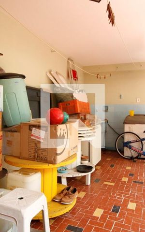 Casa à venda com 200m², 5 quartos e 2 vagasÁrea de Serviço