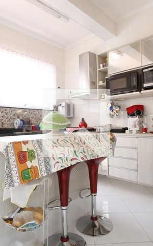 Casa à venda com 200m², 5 quartos e 2 vagasCozinha