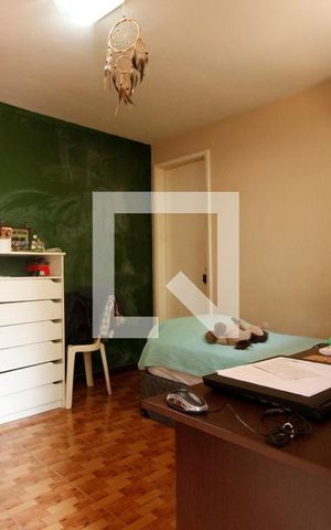 Casa à venda com 200m², 5 quartos e 2 vagasSuíte 2