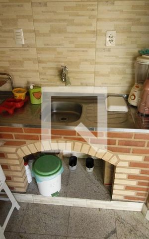 Casa à venda com 200m², 5 quartos e 2 vagasChurrasqueira - Torneira