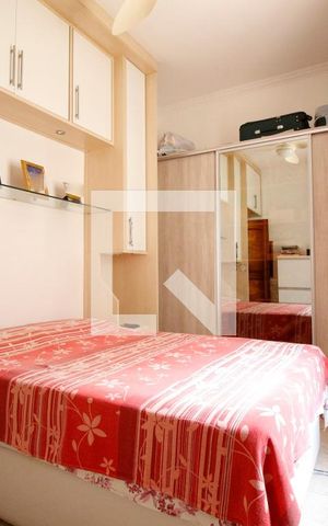 Casa à venda com 200m², 5 quartos e 2 vagasSuíte 1