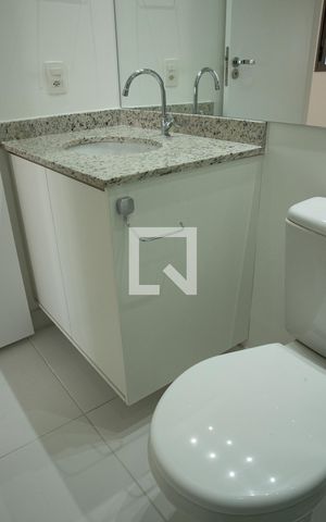 Apartamento para alugar com 67m², 2 quartos e 2 vagasBanheiro