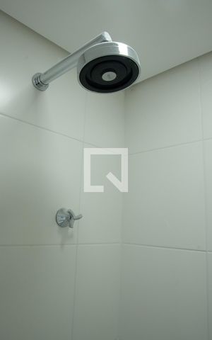 Apartamento para alugar com 67m², 2 quartos e 2 vagasBanheiro