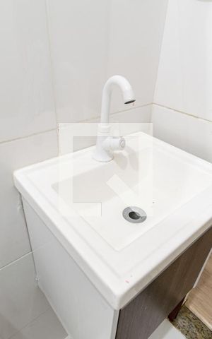 Casa para alugar com 100m², 2 quartos e 1 vaga Casa para alugar com 100m², 2 quartos e 1 vagaLavabo