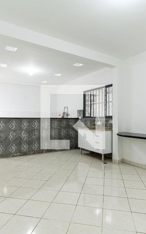 Casa para alugar com 100m², 2 quartos e 1 vaga Casa para alugar com 100m², 2 quartos e 1 vagaCozinha