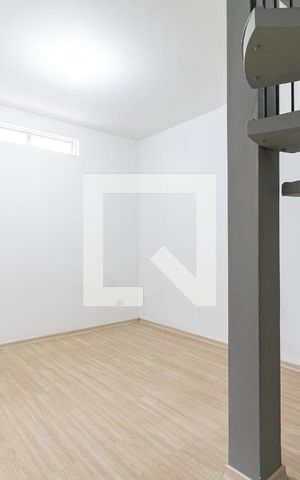 Casa para alugar com 100m², 2 quartos e 1 vaga Casa para alugar com 100m², 2 quartos e 1 vagaSala