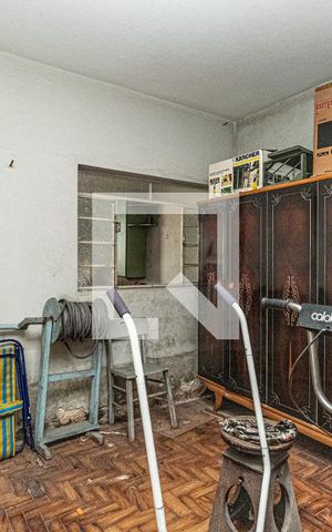 Casa à venda com 249m², 4 quartos e 3 vagas Casa à venda com 249m², 4 quartos e 3 vagasQuarto 3