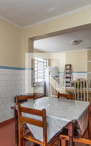 Casa à venda com 249m², 4 quartos e 3 vagas Casa à venda com 249m², 4 quartos e 3 vagasCozinha 1