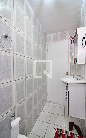 Apartamento à venda com 66m², 2 quartos e 1 vagaBanheiro Social