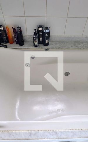 Apartamento à venda com 130m², 3 quartos e 2 vagasBanheiro da Suíte