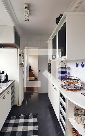 Apartamento à venda com 130m², 3 quartos e 2 vagasCozinha