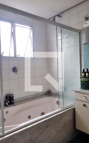 Apartamento à venda com 130m², 3 quartos e 2 vagasBanheiro da Suíte