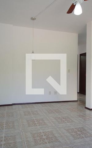 Apartamento à venda com 45m², 1 quarto e 1 vagaSala