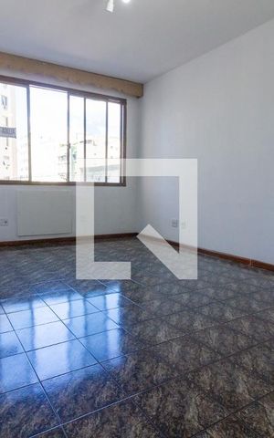 Apartamento à venda com 82m², 2 quartos e 1 vaga Apartamento à venda com 82m², 2 quartos e 1 vagaSala