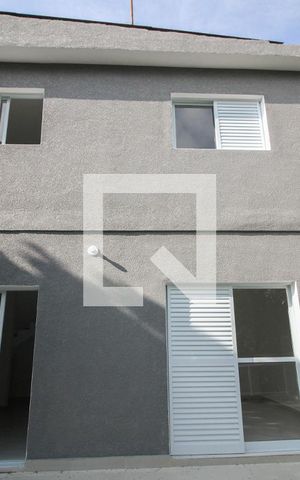 Casa à venda com 300m², 4 quartos e 3 vagasFachada