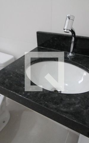 Casa à venda com 300m², 4 quartos e 3 vagasBanheiro 