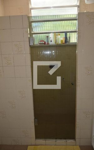 Casa para alugar com 400m², 6 quartos e 3 vagasBanheiro Corredor