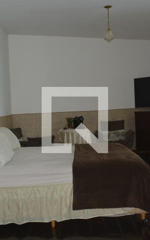Casa para alugar com 400m², 6 quartos e 3 vagasQuarto 3 - Suíte