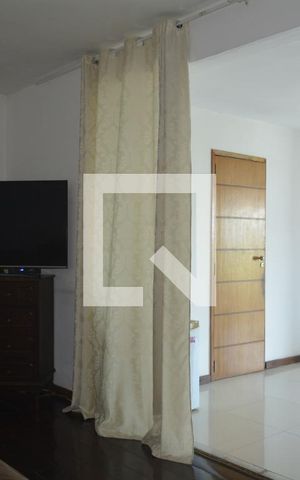 Casa para alugar com 400m², 6 quartos e 3 vagasQuarto 3 - Suíte
