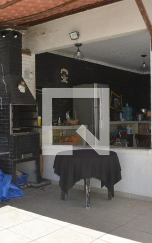 Casa para alugar com 400m², 6 quartos e 3 vagasÁrea comum - Churrasqueira