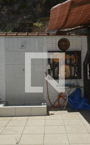 Casa para alugar com 400m², 6 quartos e 3 vagasÁrea comum - Piscina
