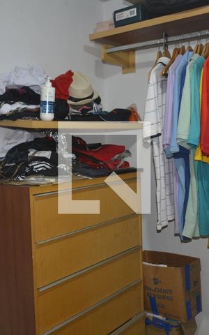 Casa para alugar com 400m², 6 quartos e 3 vagasCloset do quarto 3