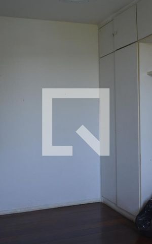 Casa para alugar com 400m², 6 quartos e 3 vagasQuarto - 5