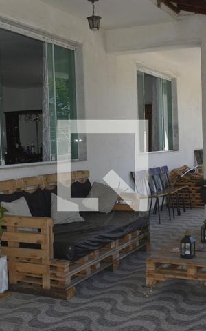 Casa para alugar com 400m², 6 quartos e 3 vagasEntrada