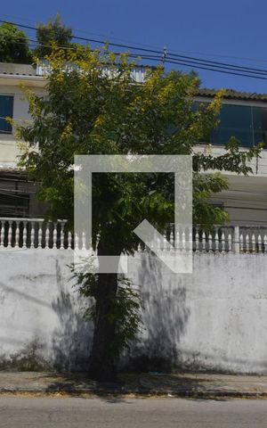 Casa para alugar com 400m², 6 quartos e 3 vagasFachada