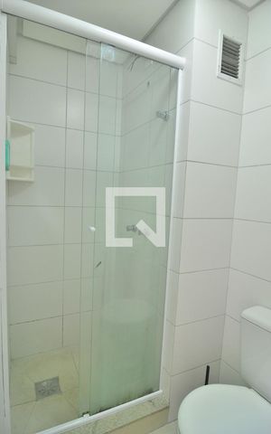 Apartamento para alugar com 57m², 2 quartos e 1 vagaBanheiro