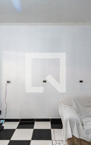 Casa à venda com 60m², 1 quarto e sem vaga Casa à venda com 60m², 1 quarto e sem vagaSala