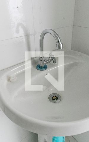 Apartamento para alugar com 31m², 1 quarto e sem vagaBanheiro - Pia