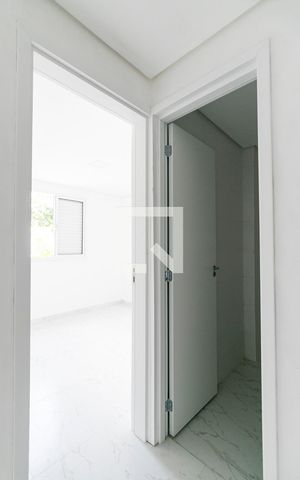 Apartamento para alugar com 31m², 1 quarto e sem vagaQuarto / Banheiro