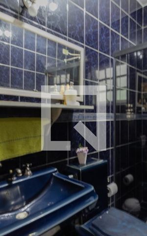 Casa para alugar com 500m², 4 quartos e 6 vagasBanheiro Social