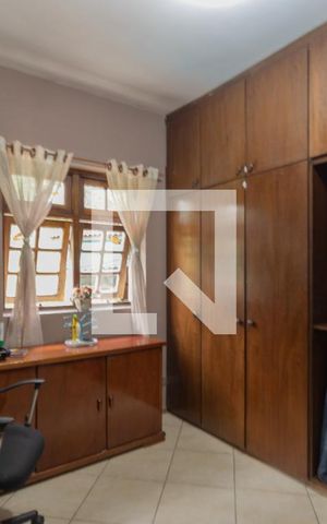 Casa para alugar com 500m², 4 quartos e 6 vagasQuarto 