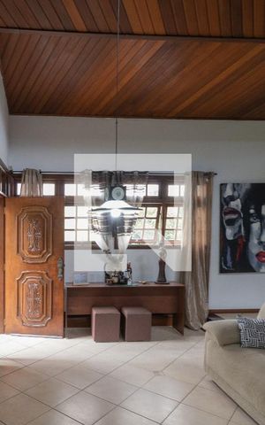 Casa para alugar com 500m², 4 quartos e 6 vagasSala