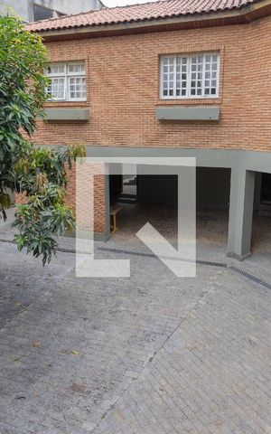 Casa para alugar com 500m², 4 quartos e 6 vagasGaragem