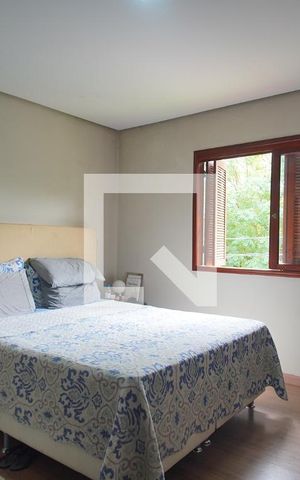 Casa à venda com 290m², 3 quartos e 1 vaga Casa à venda com 290m², 3 quartos e 1 vagasuite